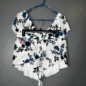 Share Women’s Floral Two Piece Set Ruffle Off Shoulder Top & Shorts Miss Lili XL